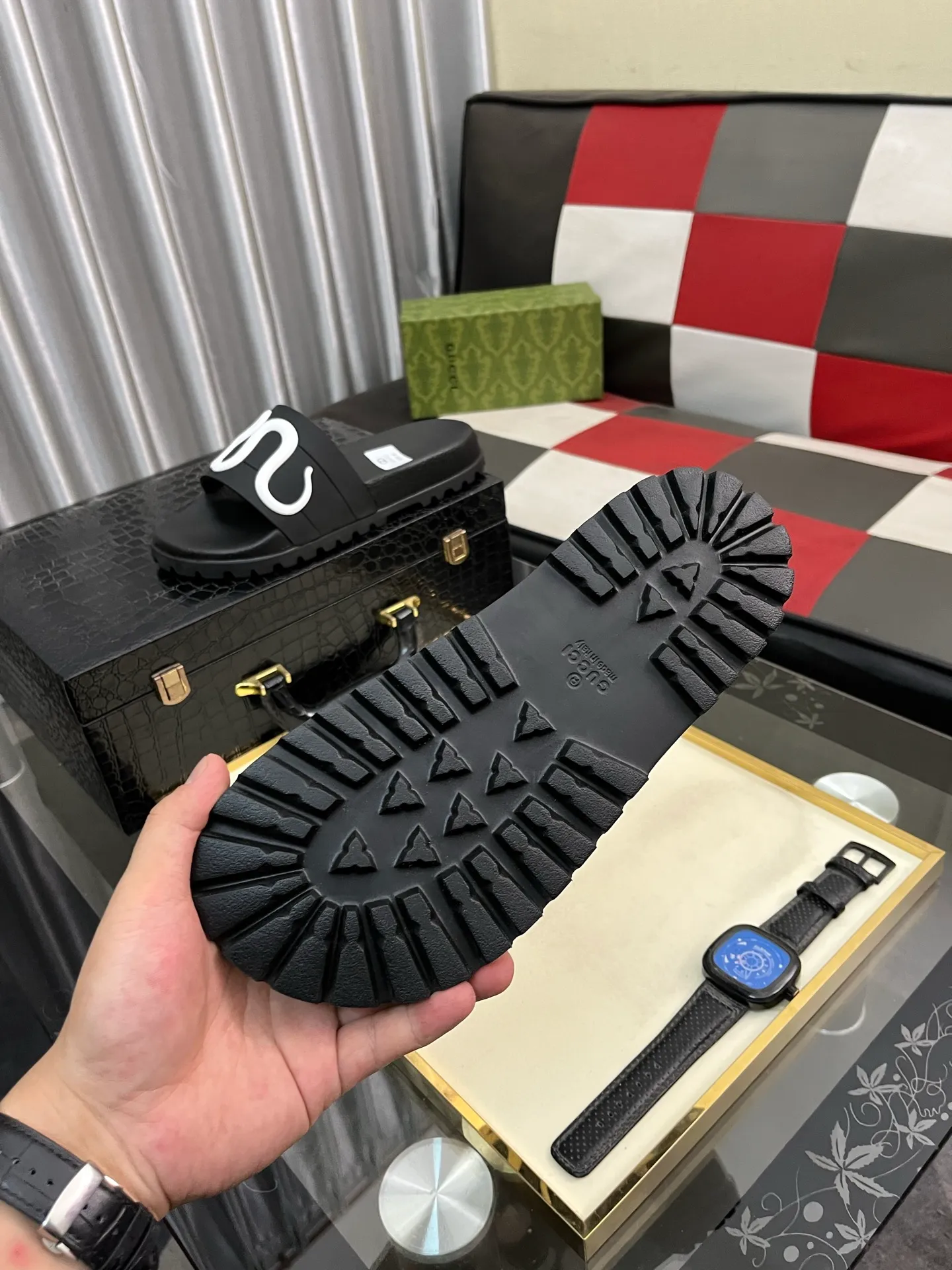 Men's men's shoes💰260⌚️⌚️ＧＵＣＣＩ.Gucci.Official website 1:1 popular slippers hot sale! Original original material 🩴 SIZE: 38-46 (45.46 non-refundable)